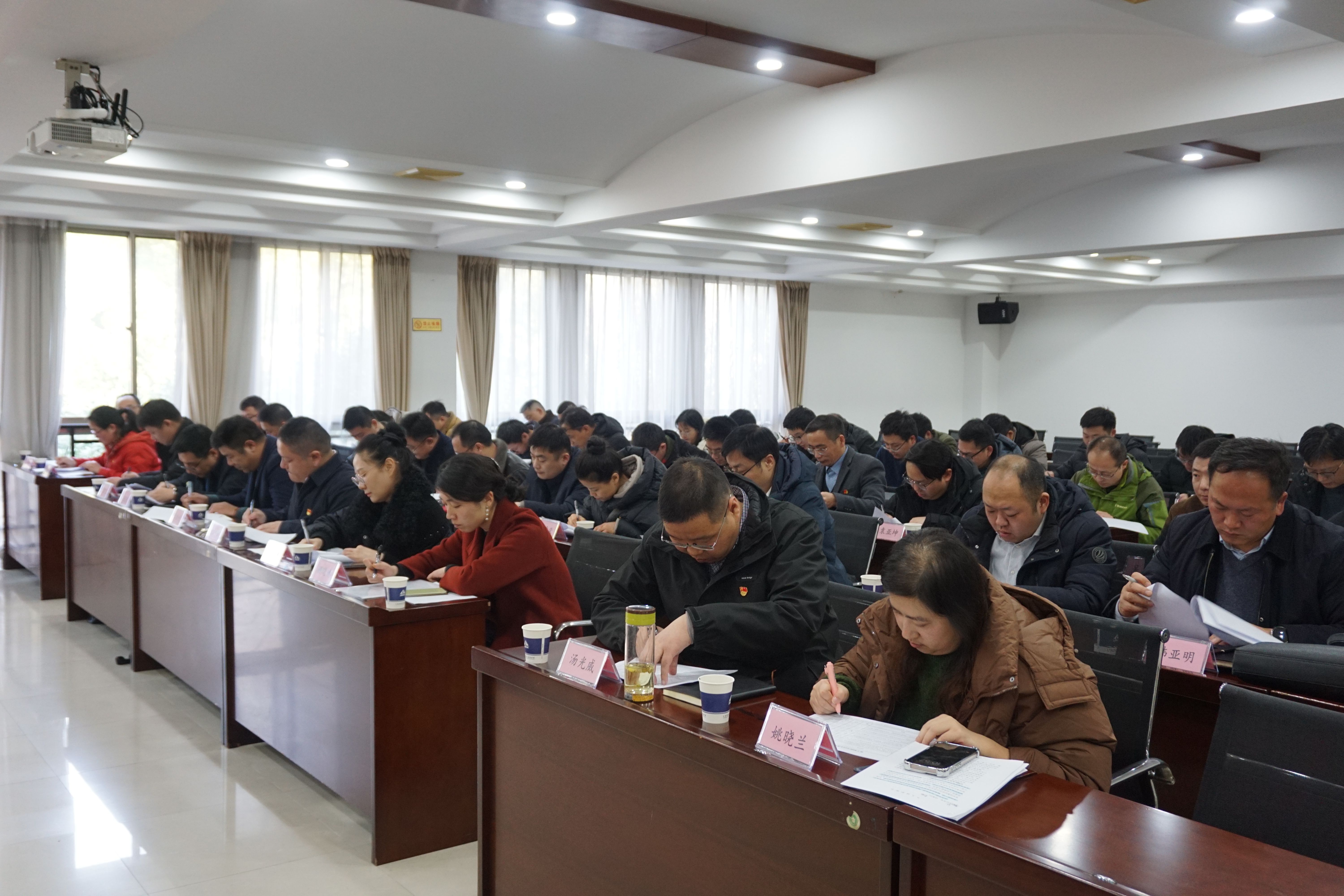 eeca00ea5827c7dbb7cae29642e838d.jpg